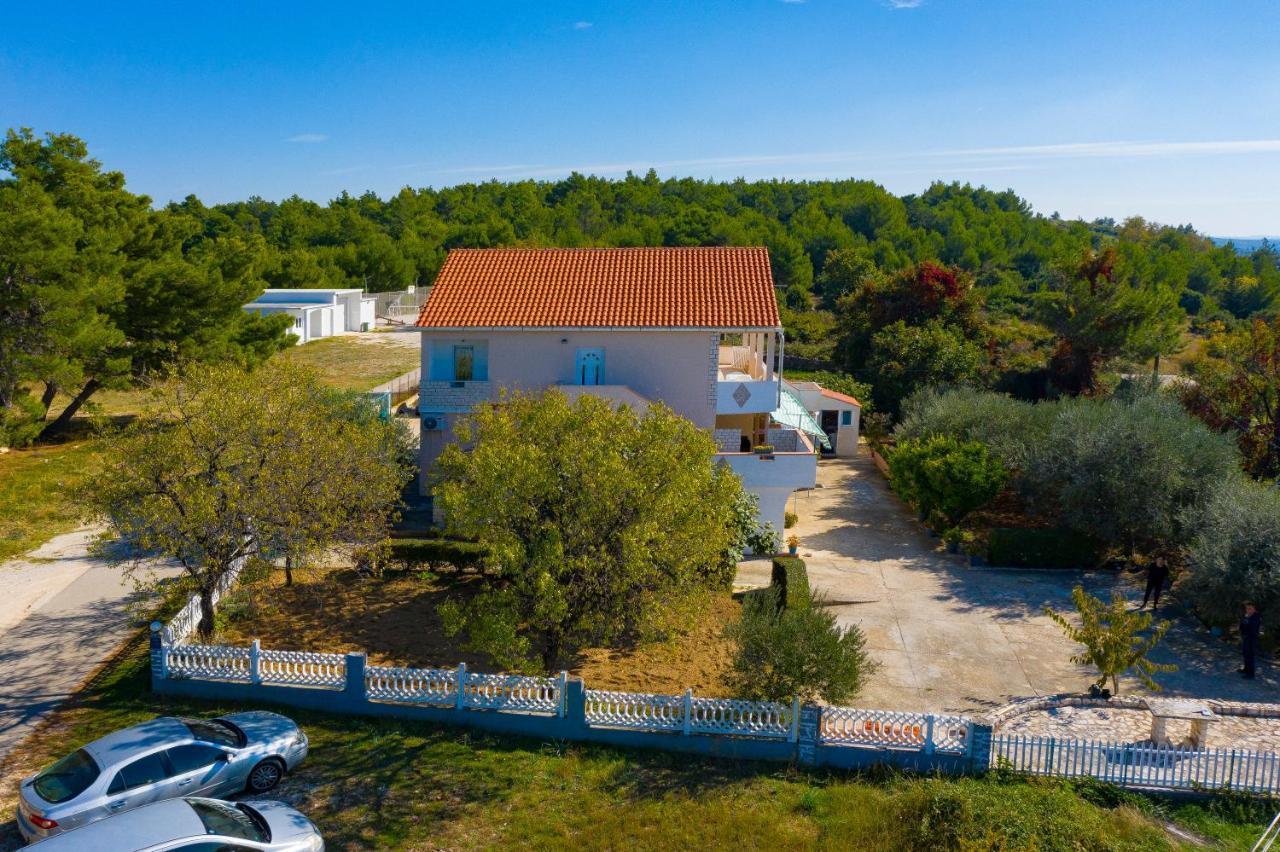 Apartments Luca Ražanac Extérieur photo