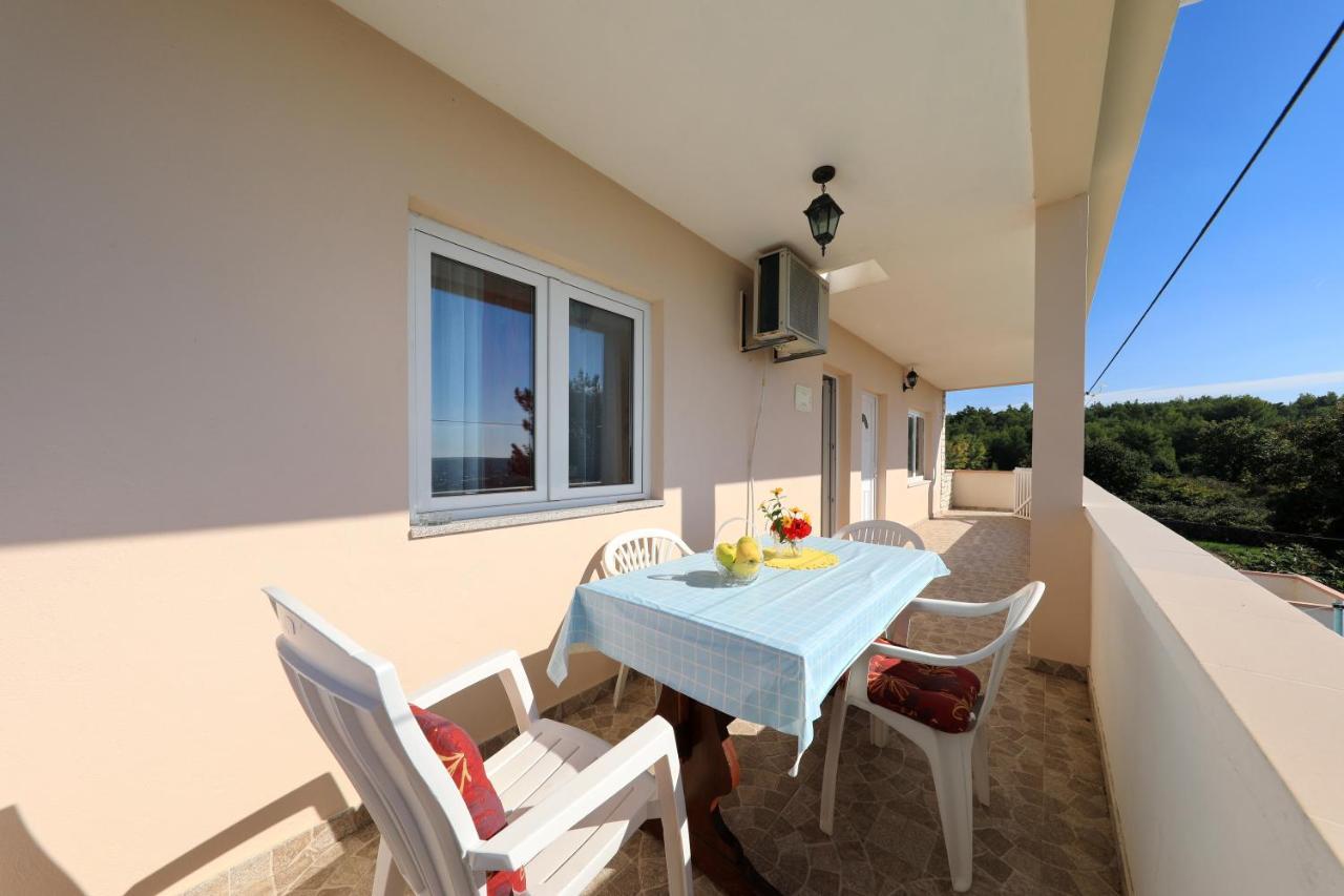 Apartments Luca Ražanac Extérieur photo